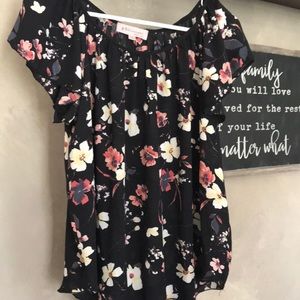 🌸Philosophy top size S black and floral